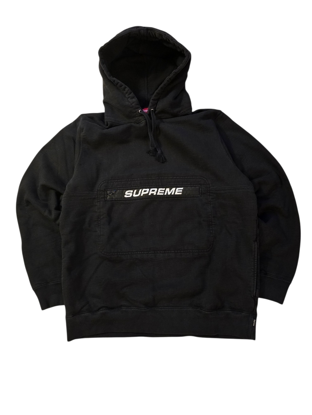 Supreme Men’s Black Pullover Hoodie